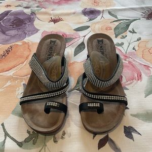 Mephisto size 35 / 5 Rhinestone Wedge Sandal
